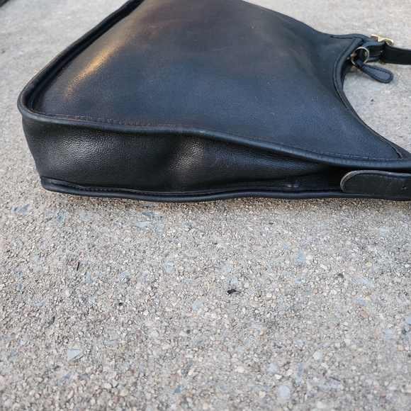 Coach Vtg. Andrea Slim Hobo bag 9073Black Leather Shoulder Bag - Picture 7 of 10